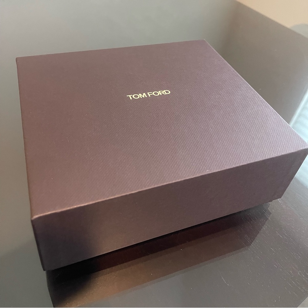 Tom Form Glasses/Shades